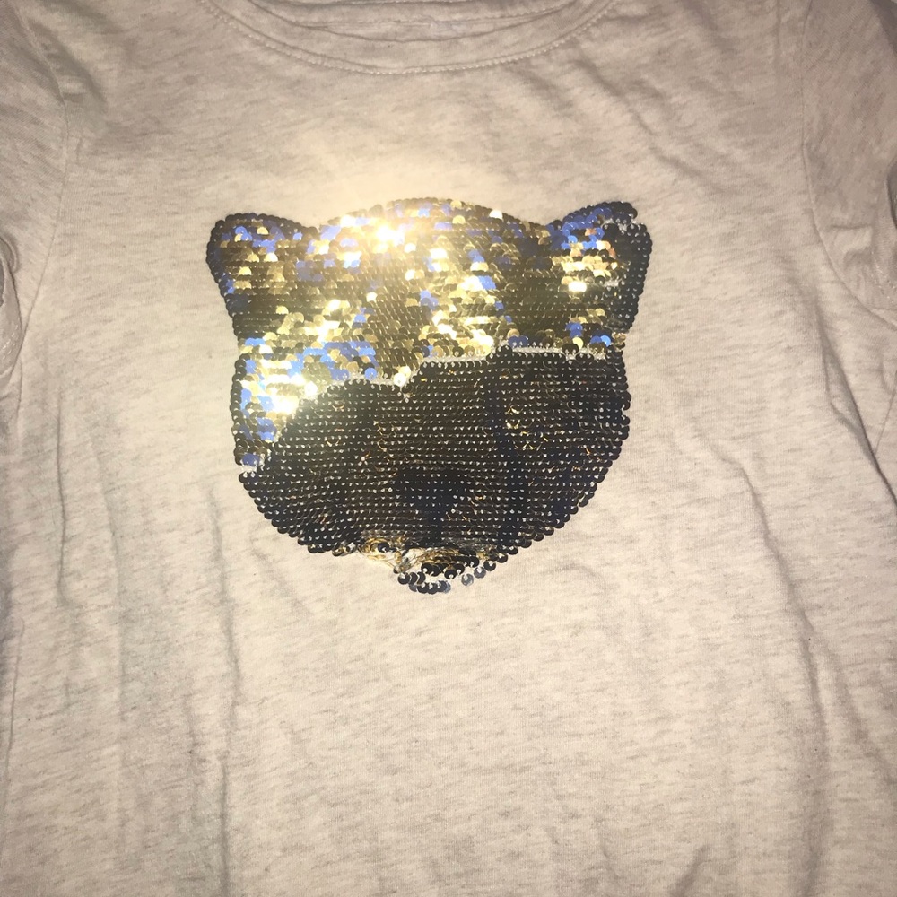 Gap kids t-shirt size small